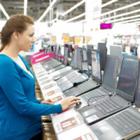 6 things to consider when choosing a laptop for students and professionals